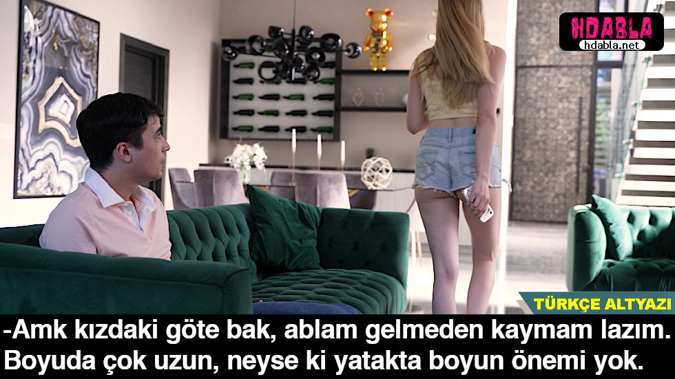 Ablamın arkadaşının götü beni benden alıyor Kıza yazıyorum